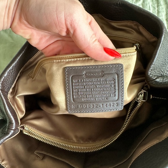 Coach Penelope pebbled brown handbag - Picture 4 of 6